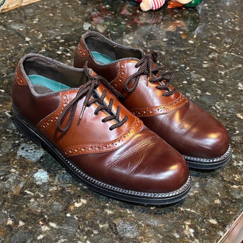 Nunn Bush Two Tone Leather Oxfords! Menโs 8